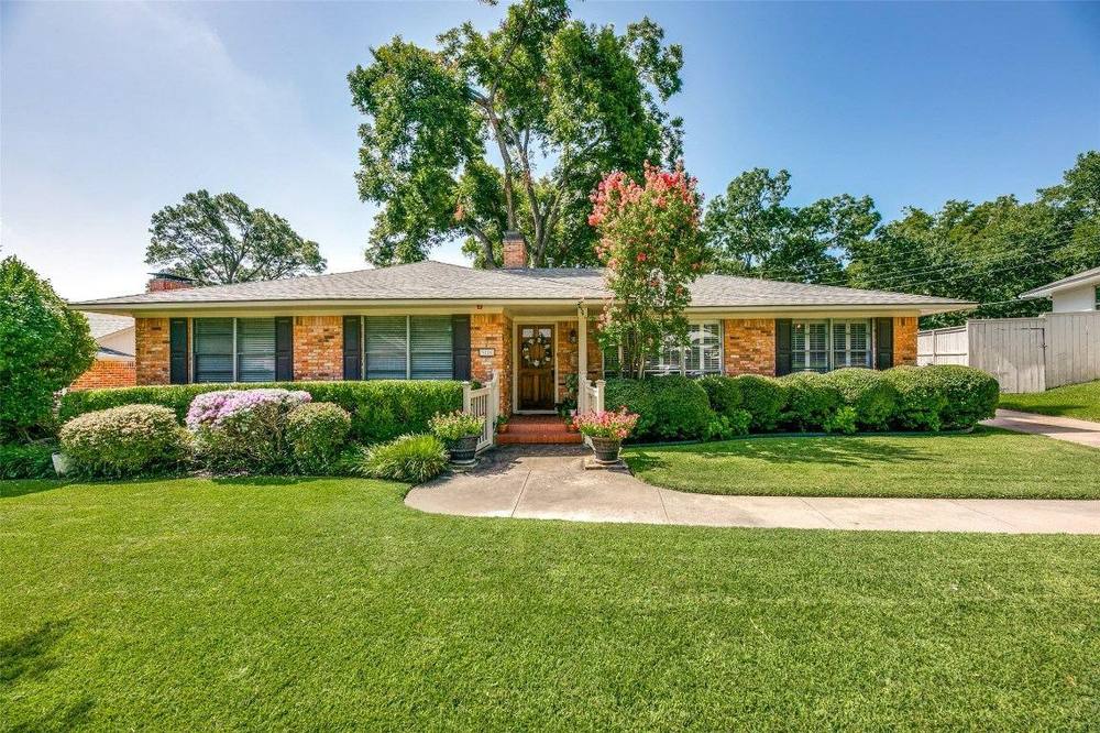 Residential neighborhood in Caddo Mills Texas